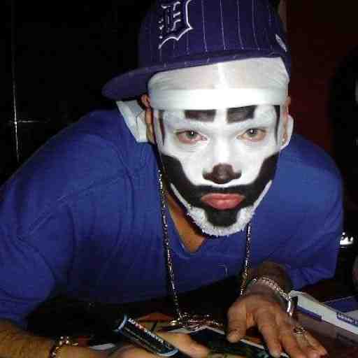 Shaggy 2 Dope